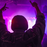 Zijn er gratis shows beschikbaar op Chaturbate?